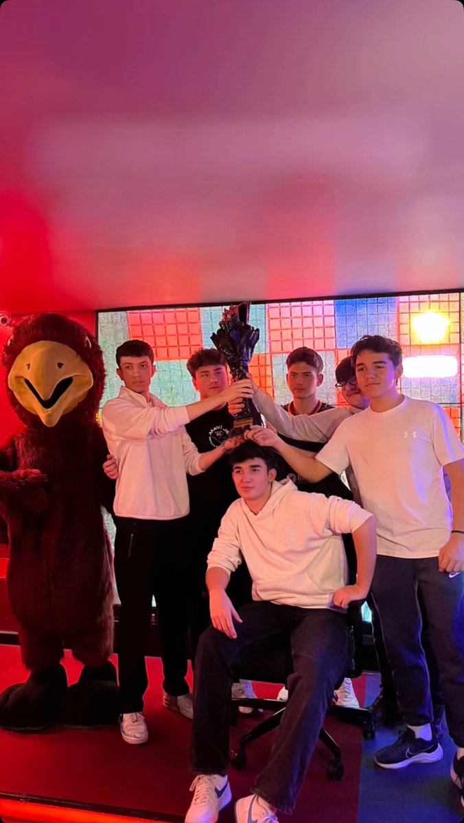 200k Ödüllü Liseliler arası turnuvayı şampiyon olarak tamamlıyoruz takım çok iyi rakibin e.s. <a href="/qBadreX/">BadreX</a> <a href="/naxefps/">naxe</a> <a href="/piaatsey/">Efe</a> <a href="/VdekJeNN/">Furkan</a>