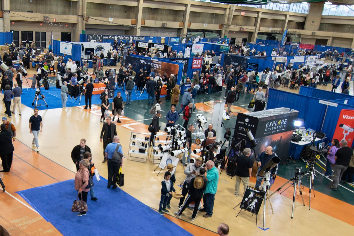 SkyandTelescope's tweet photo. Smartscopes starred at this yearโs Northeast Astronomy Forum in New York, and Sky & Telescope welcomed conversations with our readers.
https://t.co/P6nCSsyw3v
.
.
#astronomy #stargazing #NEAF #convention #telescope #smartscopes https://t.co/FTWlweGSOJ