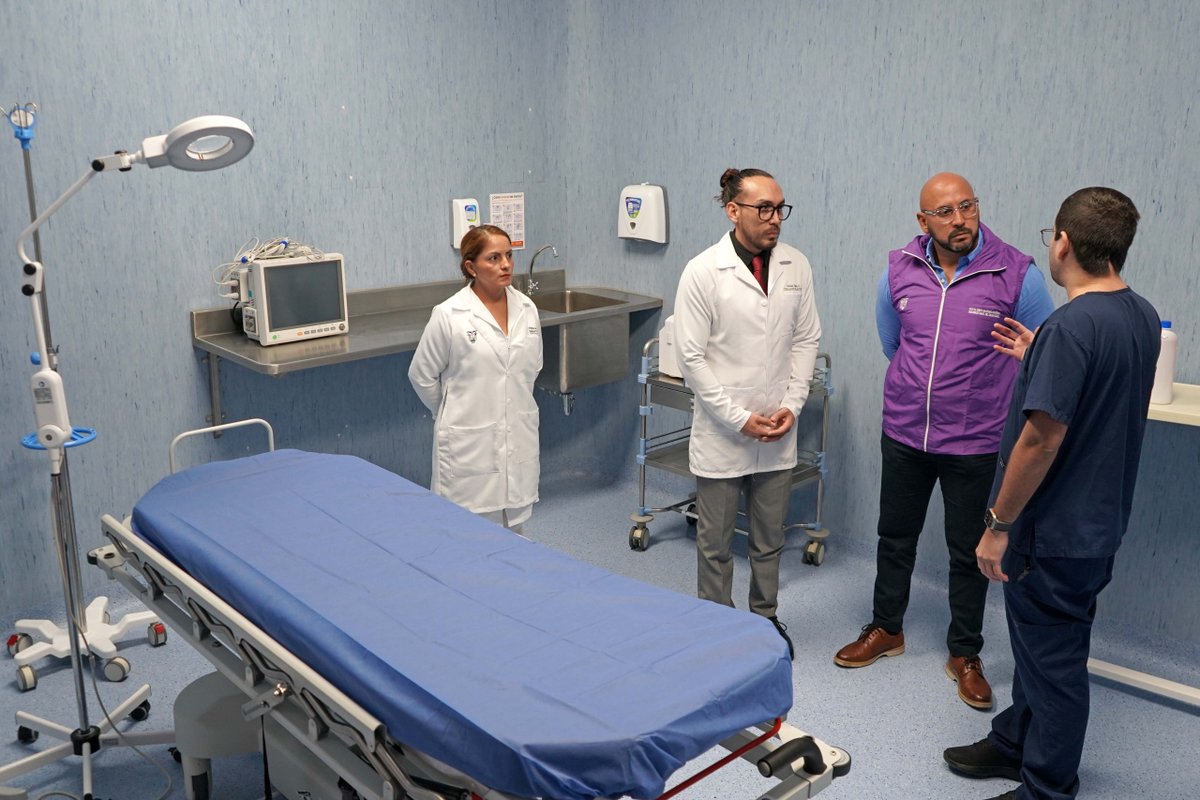 Salud_Guayas's tweet photo. @HGMonteSinai @Salud_Ec @Presidencia_Ec #ElNuevoEcuador | La Unidad de Quemados está integrada por:
✅ 6 box aislados
✅ 1 sala de procedimientos
✅ 1 área de balneoterapia
✅ Estación de enfermería
✅ Área de desechos
✅ Vestidores
✅ Bodega
✅ Lencería
✅ Información
✅Sala de espera
✅ Baños https://t.co/gKWXgYReLh