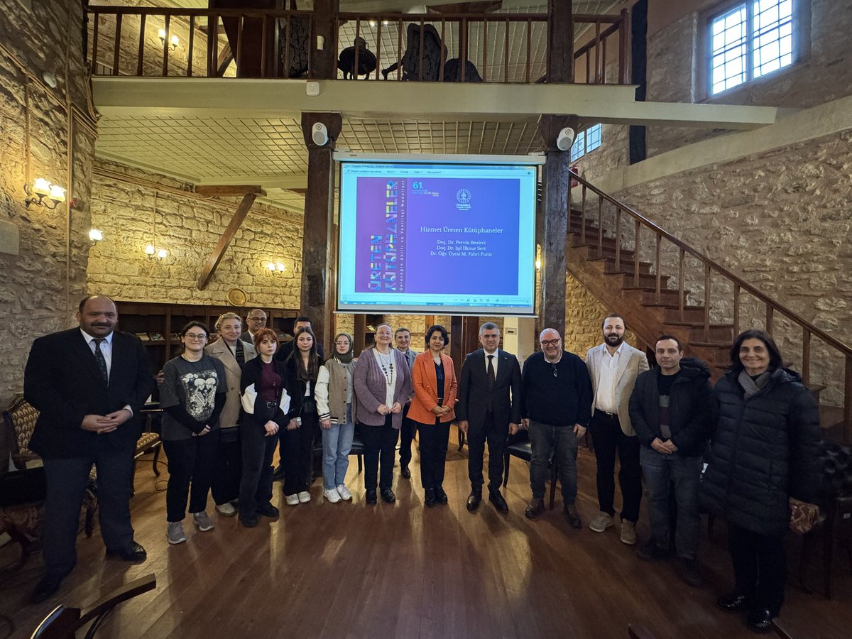 İl Müdürümüz Hüseyin Keskin’in katılımıyla 61. Kütüphane Haftası kapsamında Doç. Dr. Pervin Bezirci, Doç. Dr. Işıl İlknur Sert, Dr. Öğr.Üyesi M.Fahri Furat’ın konuk olduğu yapay zeka, üreten kütüphanelerin konuşulduğu“Hizmet Üreten Kütüphaneler”paneli <a href="/ahtemkutuphane/">Ahmet Hamdi Tanpınar Edebiyat Müze Kütüphanesi</a> gerçekleşti.