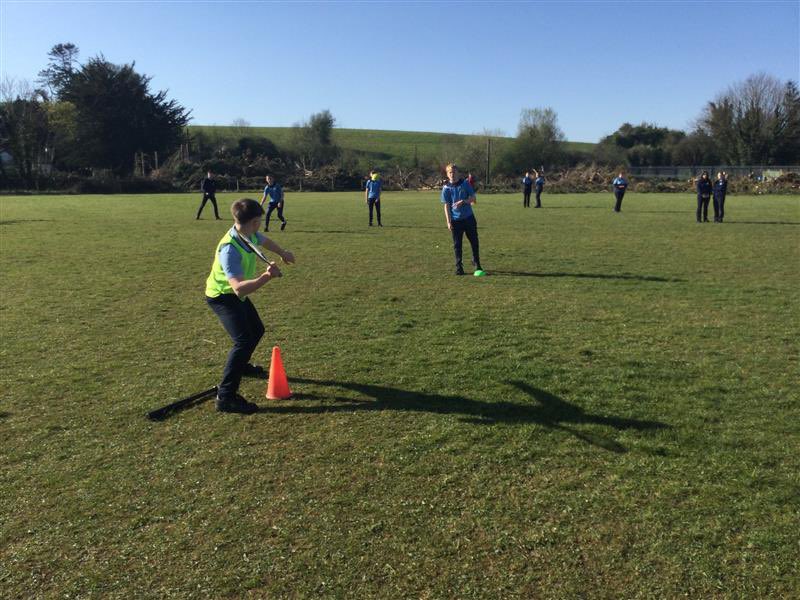 Active Week kicked off on Monday the 7th with great energy in our school. The Active School Flag team launched the week by organizing a rounders tournament for all 5th-year and students from the Brosna Centre to join in the fun with individual challenges and an obstacle course