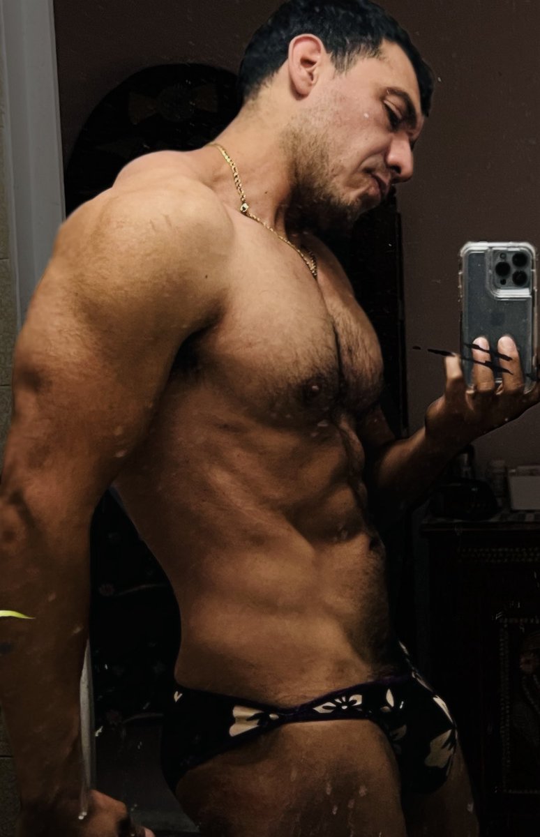 El hombre más guapo de X tuvo a bien elegirme esta foto para subirla,grax 😘. 
Acertó , no creen?