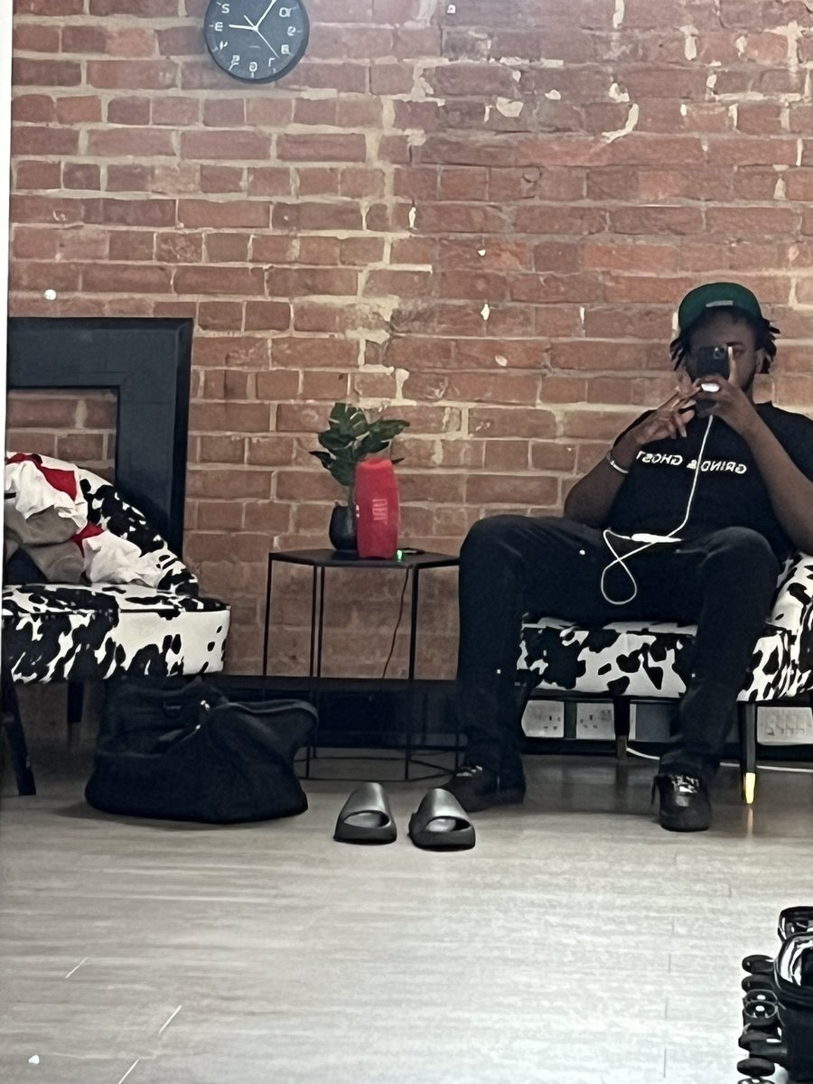 Ayospeters's tweet photo. Grind And Ghost is more than a brand—it’s a movement. Spotlighting raw talent, pushing culture, and connecting through music, events, and creativity. Drops coming soon. Stay locked in.
#GrindAndGhost #NewWaveSound #NextGenTalent #CreativeCommunity 
https://t.co/P1XtBJ3OXY https://t.co/OpcWM2bBBB