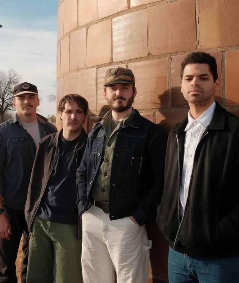 The Alternative tweet media