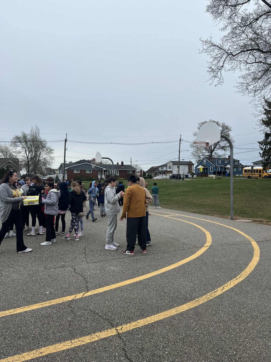 Bubbles For Autism is always a fun activity to celebrate Autism Acceptance Month! #AutismAcceptanceMonth <a href="/mrhugey_pennave/">Bob Hugelmeyer</a> <a href="/MissTurant/">MissTurant</a>