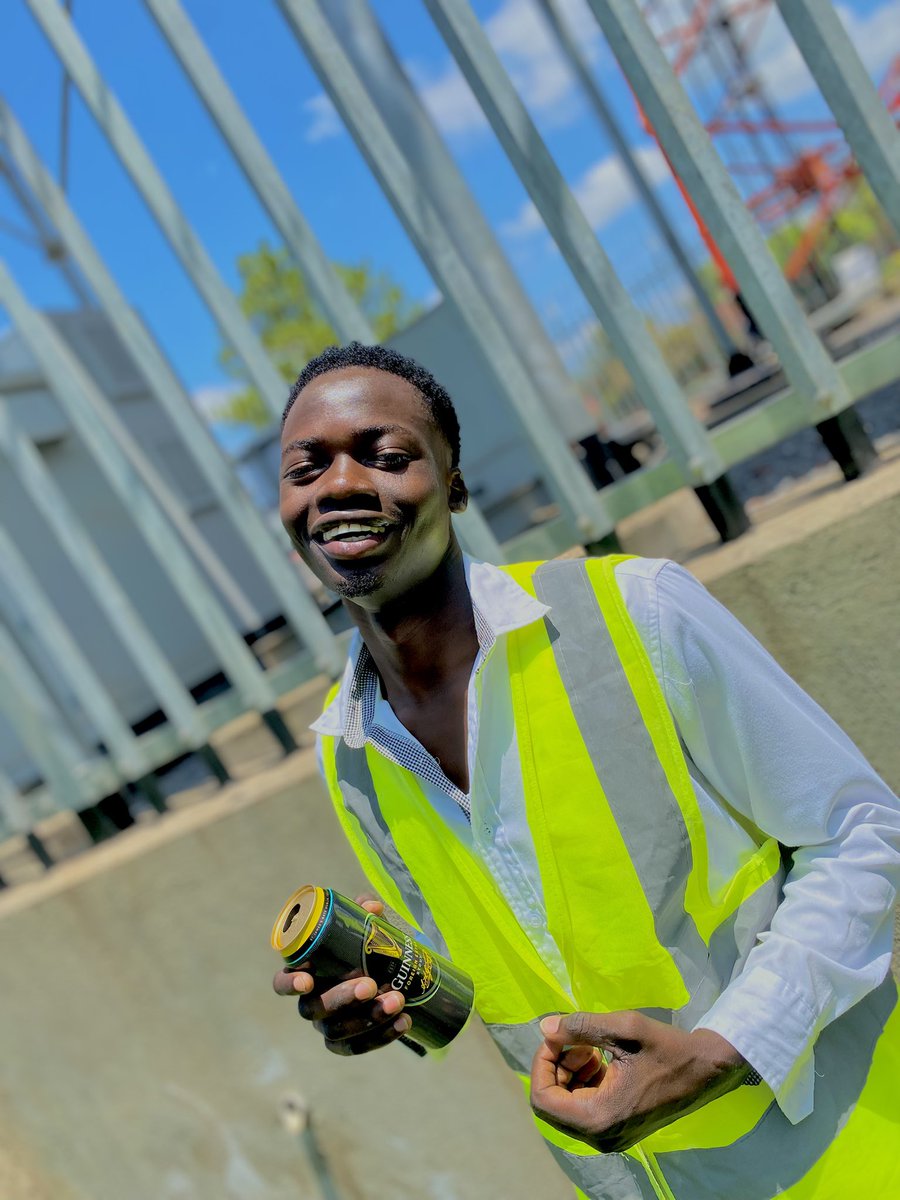 _ItsBk1's tweet photo. Salaries can be the same but responsibilities are not.
Stop mocking people who don't buy new things every month like you. https://t.co/zCD9mjUA1v