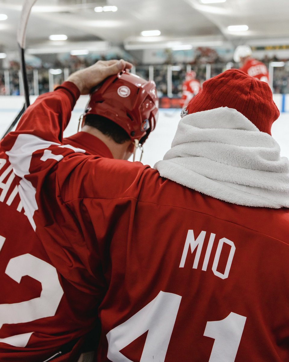 16th Annual Hockey Night was one for the books!
Big thanks to everyone who came out to support and to the players who hit the ice for an unforgettable game.