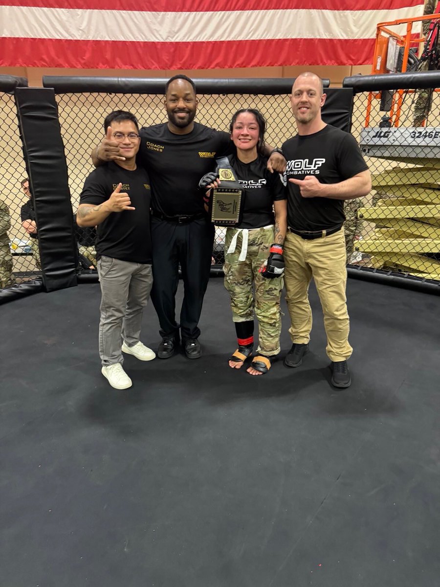 JohnLJames's tweet image. Your Lacerda Cup Bantam Weight Champion!!! #Blockhouse #ArcticWolves @11thAirborneDiv