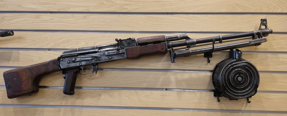 FunGunsWaco's tweet photo. Who she tells you not to worry about https://t.co/jPVIWamLJ3
