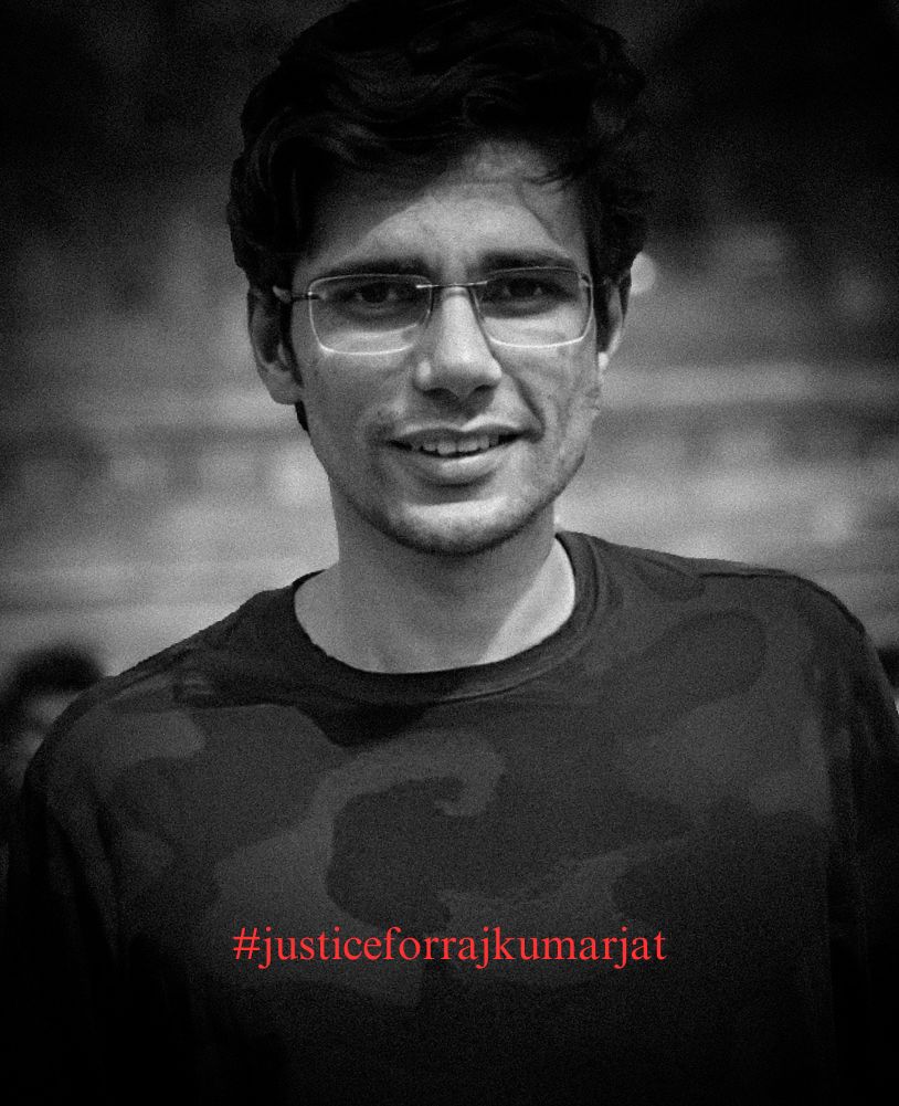 Hustle000007's tweet photo. हम तब तक चुप नहीं बैठेंगे! CBI जांच होनी चाहिए! #CbiForRajkumar @AmitShah @dgpgujarat @CMOGuj @BBCIndia @ravishndtv @imharshchhikara @DeependerSHooda @RakeshTikaitBKU https://t.co/2QU25UMqqx