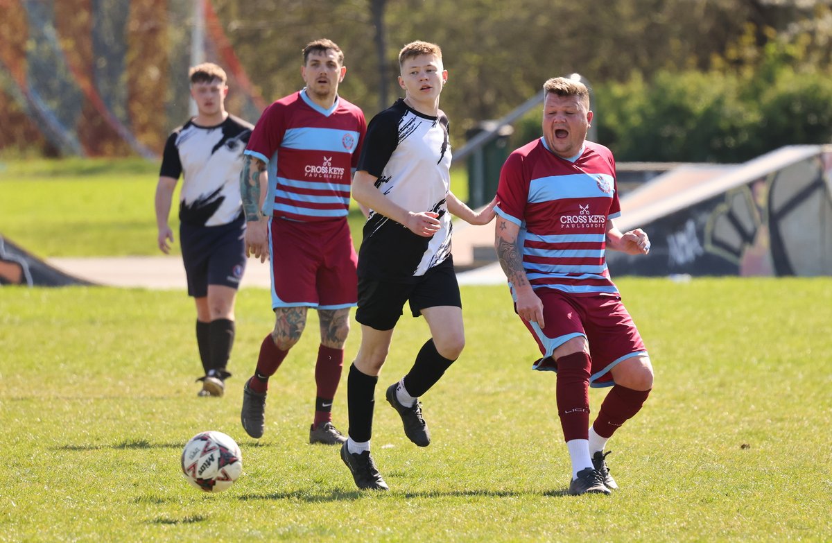 Parks Football (@parksfooty) on Twitter photo Div 6 & 7 <a href="/the_portsmouth/">The City Of Portsmouth sunday League</a> matches at Bransbury Park 06.04.25
<a href="/afceastney/">afc eastney</a> v Barden
Photos at flic.kr/s/aHBqjC8vem
and <a href="/SpinnakerFC/">SpinnakerWanderersFC</a> v Cross Keys Athletic Res
flic.kr/s/aHBqjC8viz
#parksfootball #grassrootsfootball #sundayleaguephotos Div 6 & 7 <a href="/the_portsmouth/">The City Of Portsmouth sunday League</a> matches at Bransbury Park 06.04.25
<a href="/afceastney/">afc eastney</a> v Barden
Photos at flic.kr/s/aHBqjC8vem
and <a href="/SpinnakerFC/">SpinnakerWanderersFC</a> v Cross Keys Athletic Res
flic.kr/s/aHBqjC8viz
#parksfootball #grassrootsfootball #sundayleaguephotos