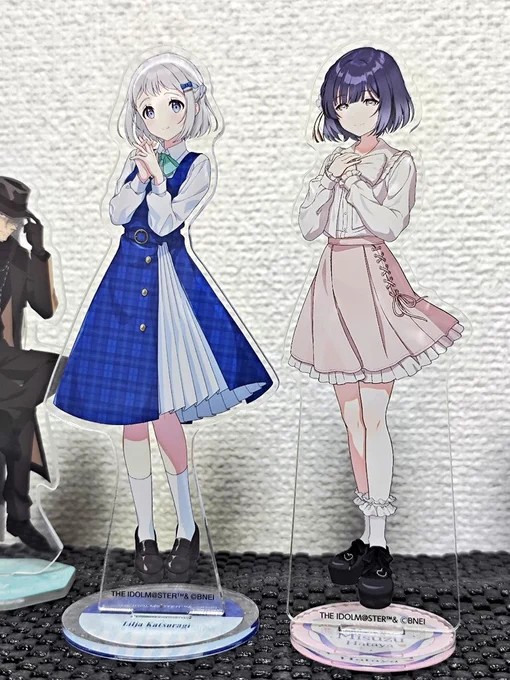清楚系好きかよお前…そうかな…そうかも