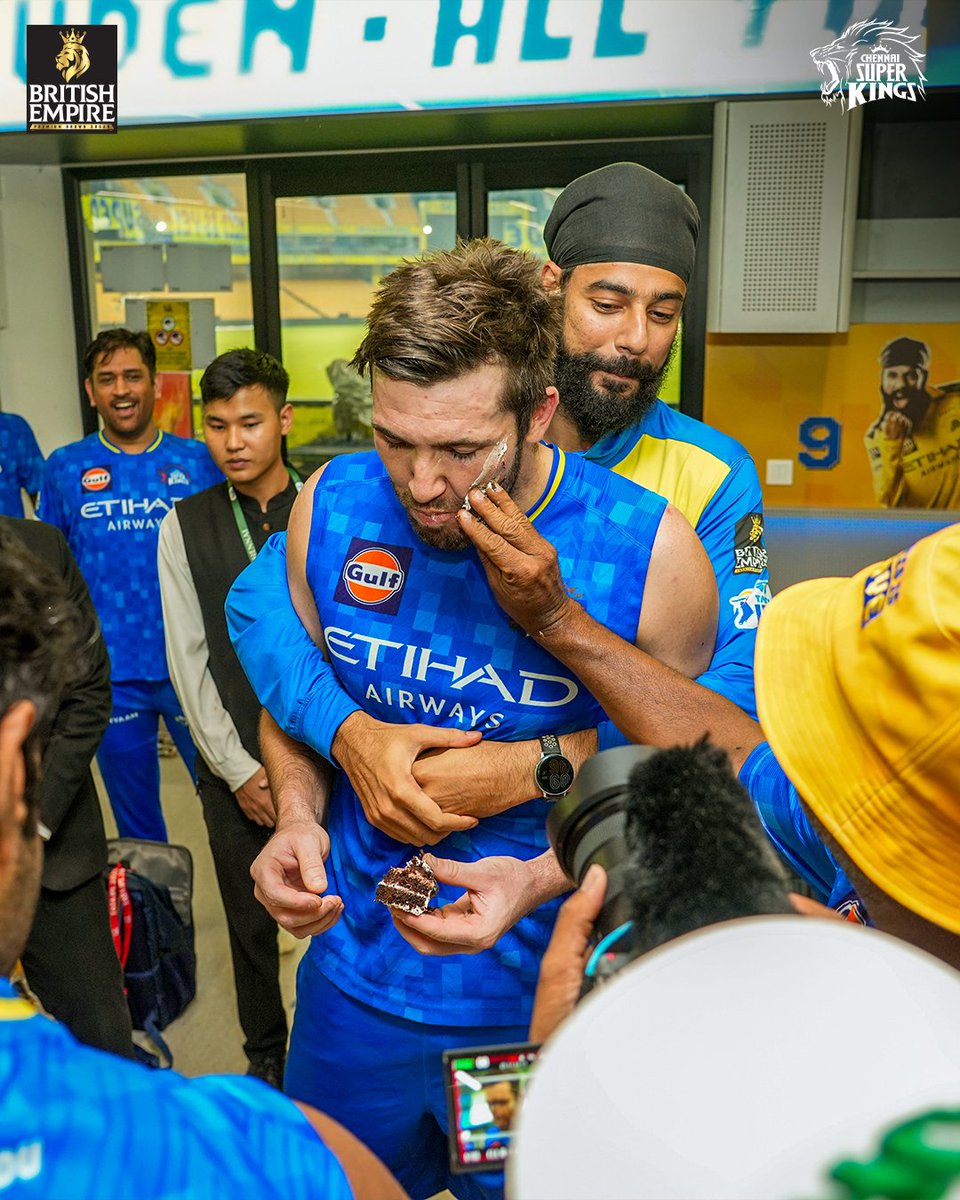 ChennaiIPL's tweet photo. Birthday smiles all over the face! 🎂💛

#CraftedForCelebration #WhistlePodu #Yellove 🦁💛
@BritishEmpireOf https://t.co/WCgEldSiE6