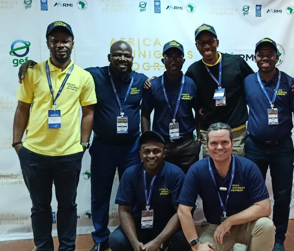 L'intégration de solutions efficaces et basées sur les meilleures politiques dans la planification des mini- réseaux verts( GMG) était au coeur des discussions lors du forum d'investissement sur l'accès à l'énergie aujourd'hui .<a href="/eric_muganwa/">MSc Ir. Eric MPAYIMANA</a> ,@minergiemine1 ,<a href="/NtareHouse/">Ntare Rushatsi House</a>