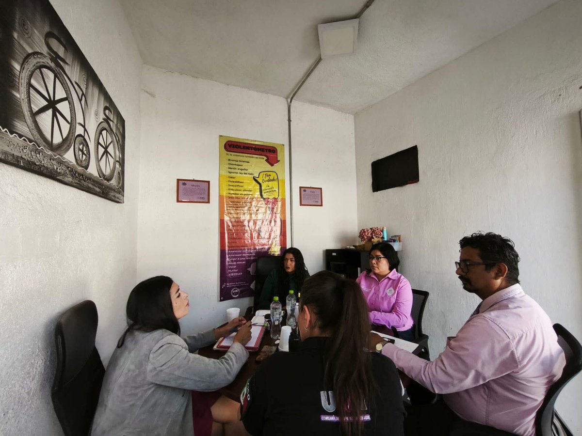 Esta mañana se llevó a cabo la primera reunión en la UVI con la Directora del Centro de Justicia para la Mujer de Tlaquepaque, con la finalidad de generar estrategias en beneficio de la ciudadanía, seguiremos trabajando por la Ciudad de la Esperanza.