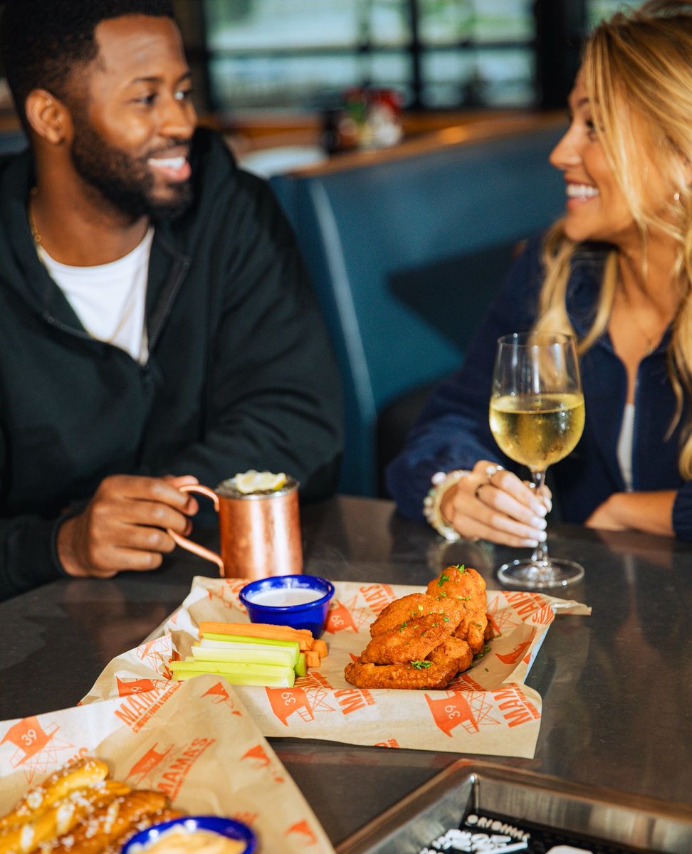 Mama's Comfort Food & Cocktails tweet media