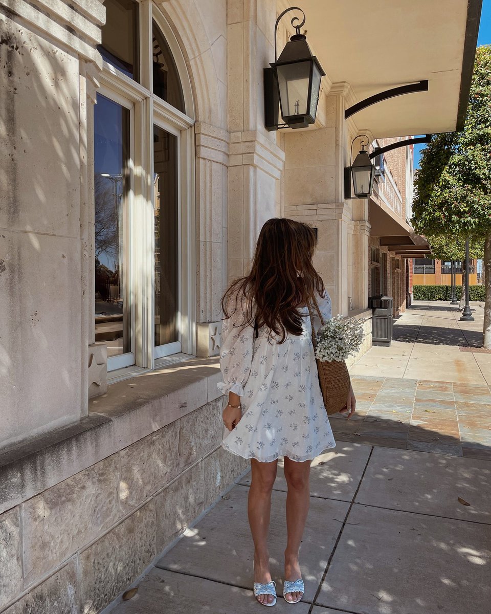 lulusdotcom's tweet image. an easy breezy LWD will never go out of style, just ask our @lulus babes 🤍

shop LWDs: lulus.visitlink.me/G3eHPM

featuring:
@mikirai
@bryanna_ruiz_
@casuallymallory
@emmybucher

#gardengirl #springootd #springdresses #pinterestoutfits #pinterestmoodboard
