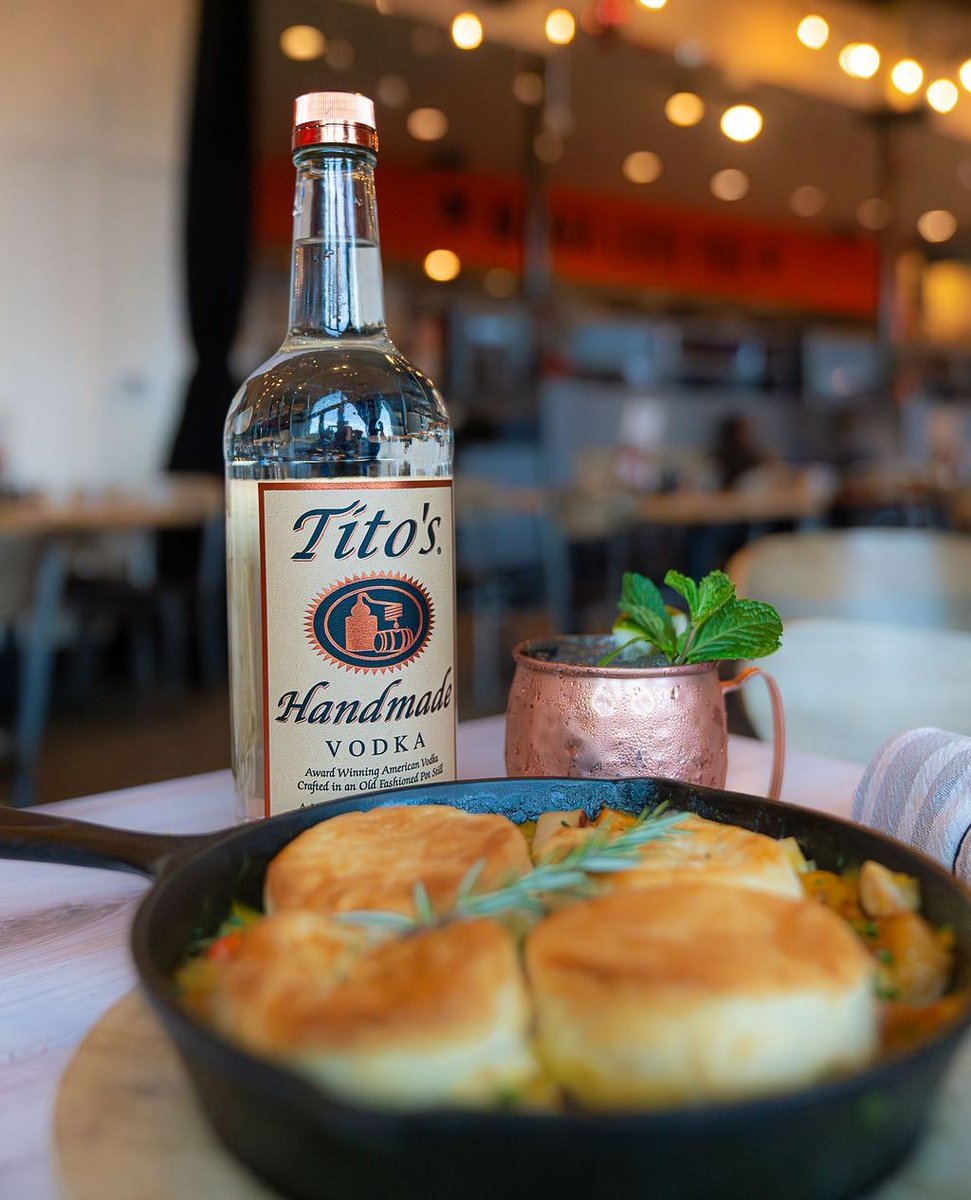 Mama's Comfort Food & Cocktails tweet media