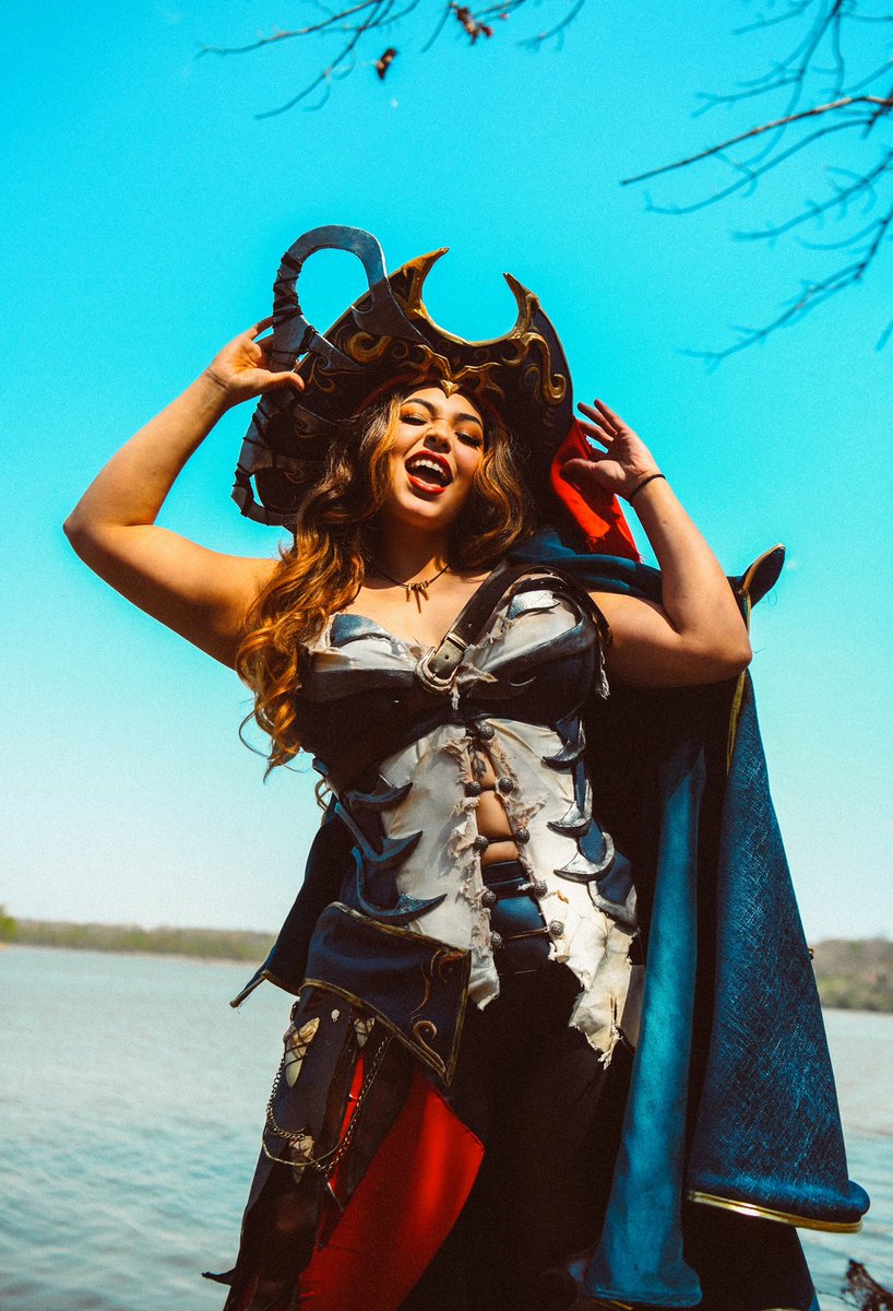 🏴‍☠️🔱Marlynn, Treasure Hunter 🔱🏴‍☠️ catch me all weekend at #FABLondon