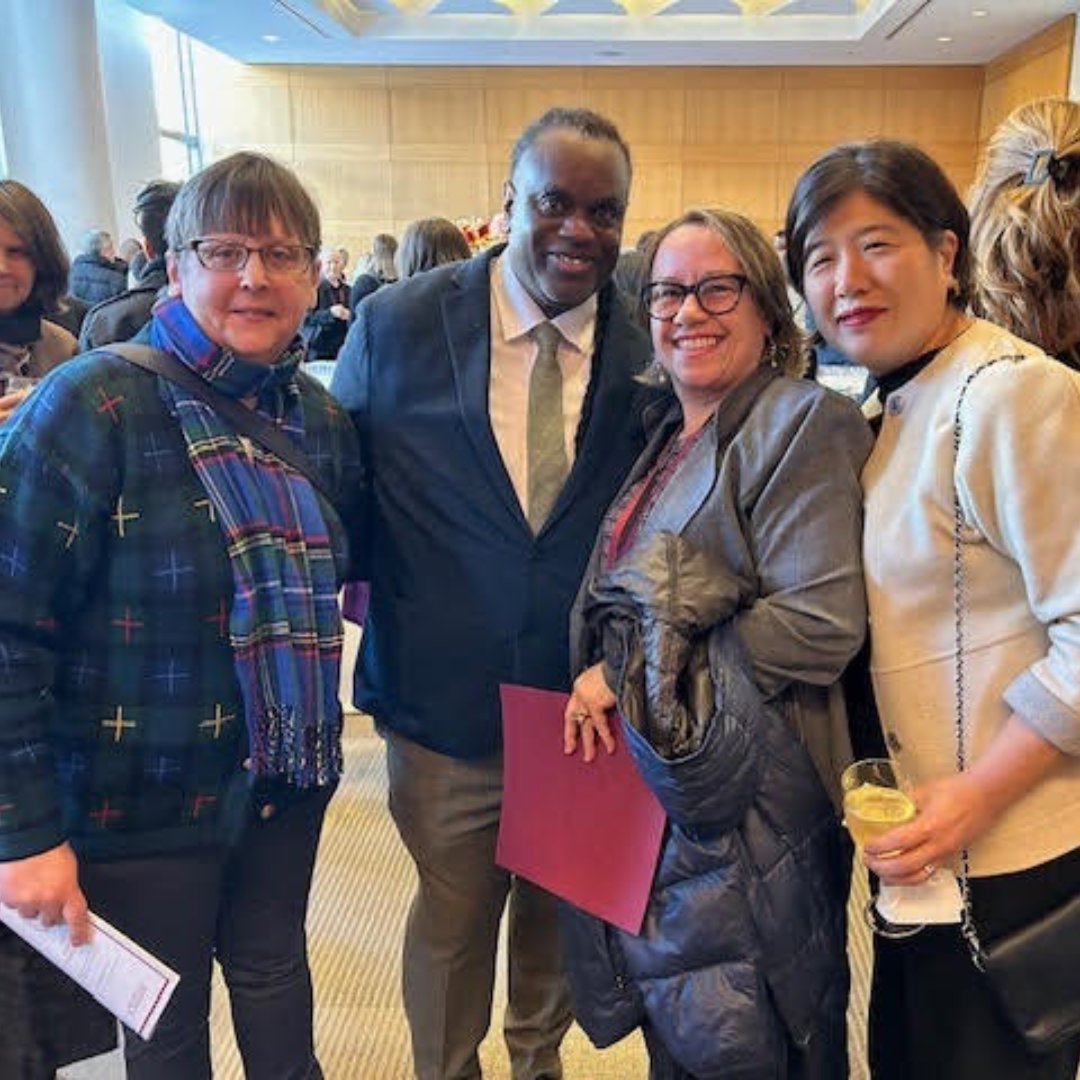 20 years of dedication, one well-deserved award! 🎖️ Congrats to Linda Negron on receiving the 1841 Award at Fordham’s University Convocation. Linda has helped shape ELAP with her patience, positivity, and expertise. Thank you, Linda! 👏 Read more: bit.ly/4hYrLUx