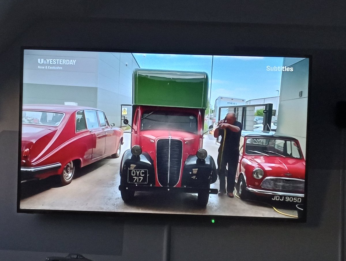 TrevCampbell's tweet image. Yay a brand new series starts tonight @DTMathewsons #BangersAndCash #RestoringClassics