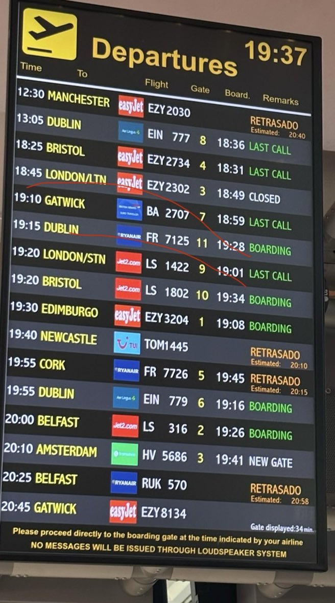 Onionbagger's tweet photo. Please let know at least this flight is leaving, top one that is 8 hours delayed from Lanzarote !!! https://t.co/I8OzZbh4Kv