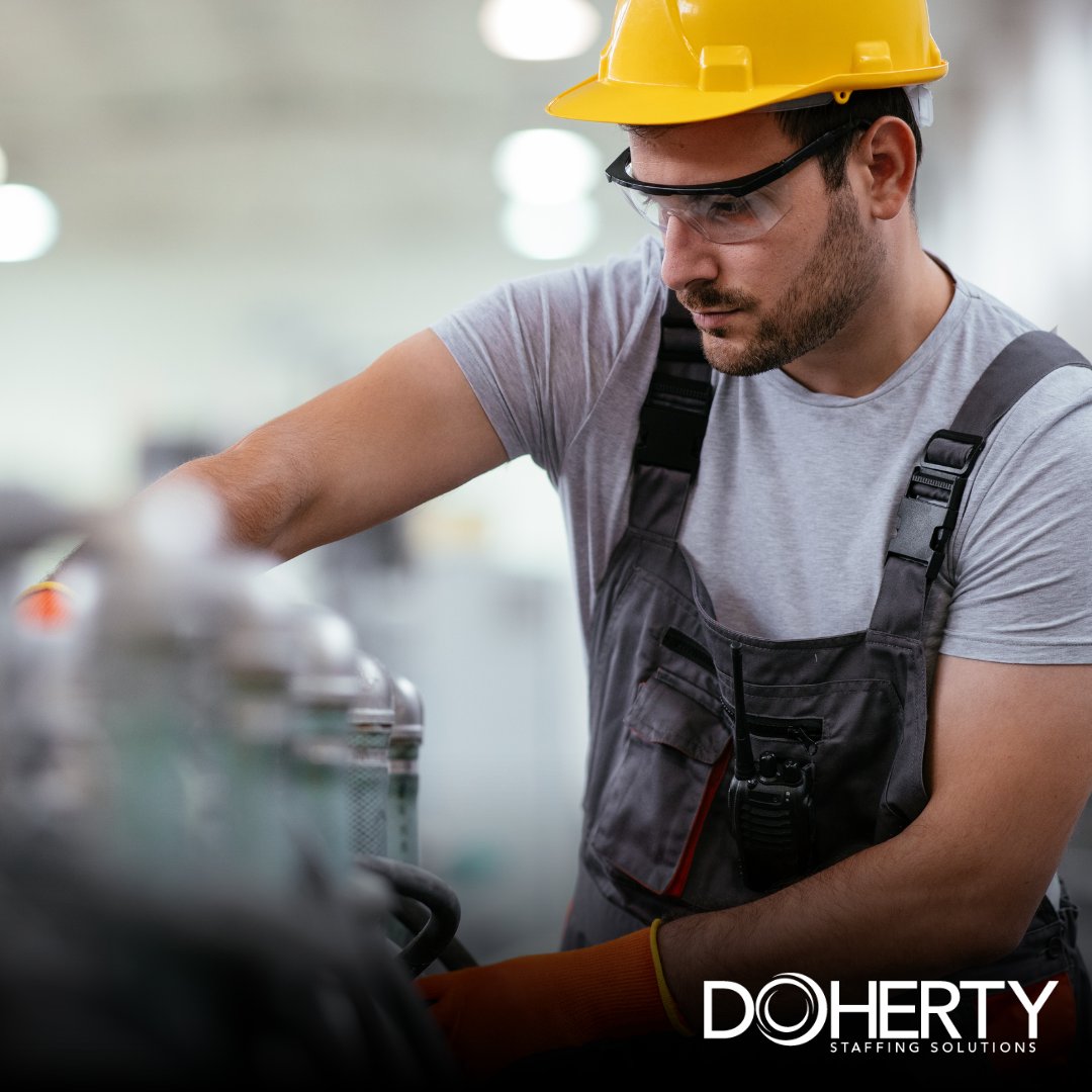 DohertyStaffing's tweet photo. Take your career to the next level with this Assembly Technician role in Hudson, WI! We're now hiring for the 1st shift, Monday through Thursday. Earn $20.00 per hour in this contract role - apply today! https://t.co/KwEkEvPwHL #AssemblyTechnician #AssemblyTech https://t.co/BowsNhWCDV