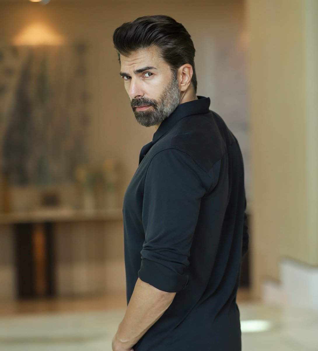 Çok yakışıklı ve zarif

Orhun #Orhun
CenkTorun #CenkTorun