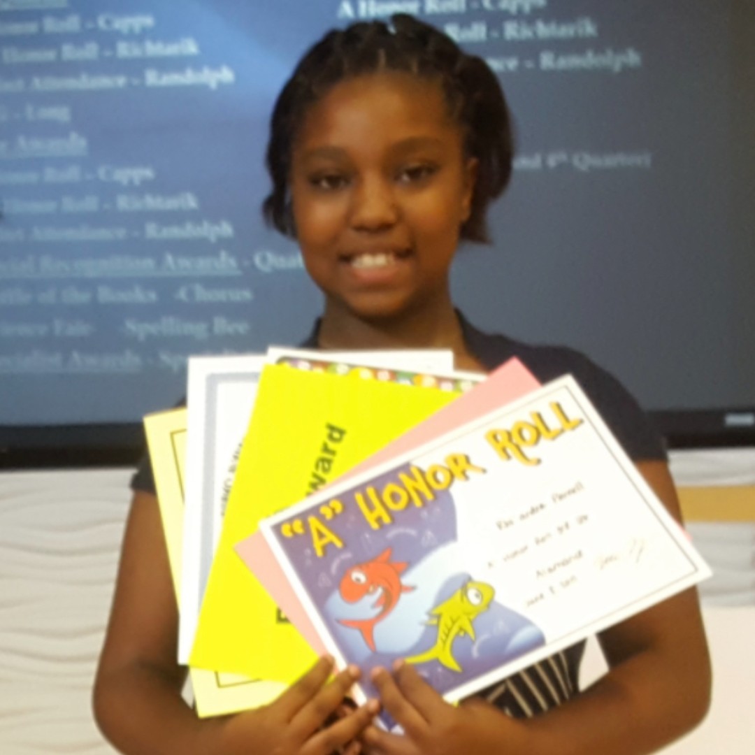 GCSchoolsNC's tweet photo. #GCSReady | Rhiandra Pannell is set to graduate from UNCG's Middle College and plans to study forensic psychology. She has earned 200 hours of service learning and college credits, meaning she will enter college as a sophomore.
Submit your senior's story: https://t.co/219ujOlyR7 https://t.co/77sDbuYmAV