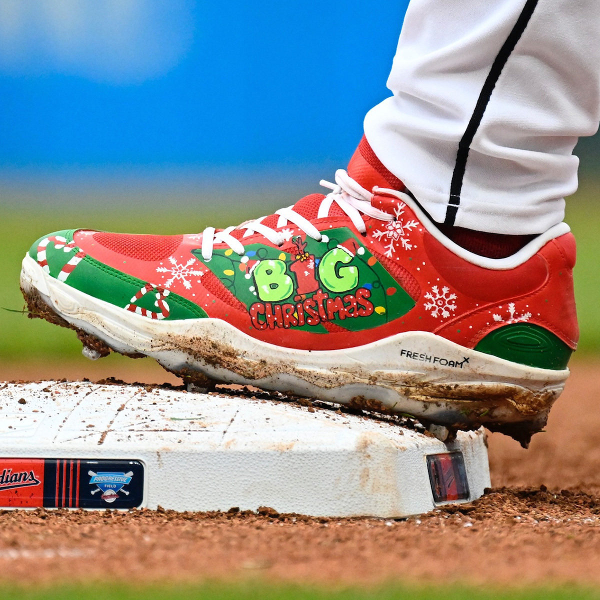 Big Christmas in April 🎄

The Guardians' Jhonkensy Noel is playing in custom Christmas cleats!
