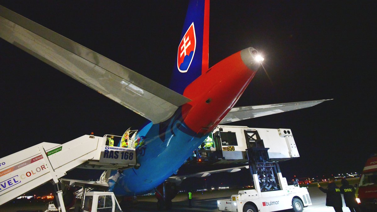 eu_echo's tweet photo. Yesterday, the EU carried out another medical evacuation of patients from Gaza.

18 patients and 29 companions were safely evacuated to 🇷🇴, 🇲🇹, 🇱🇺, and 🇳🇴- with transport support from 🇱🇺, 🇷🇴and 🇸🇰.

A big thank you to all the countries involved in this lifesaving effort. https://t.co/XC0s3M7u70