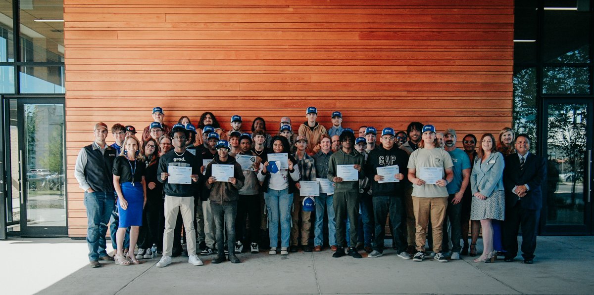 goCLTCC's tweet photo. Welcome to the Bobcat family! Your "YES!" to CLTCC is a testament to your ambition. We believe in you. Embrace every opportunity with open arms and let your "YES!" resonate. We can't wait to see you on campus this fall. #goCLTCC😸 #BobcatProud🐾 #NC3SigningDay #ReadyToSign https://t.co/wH8CR9FY31
