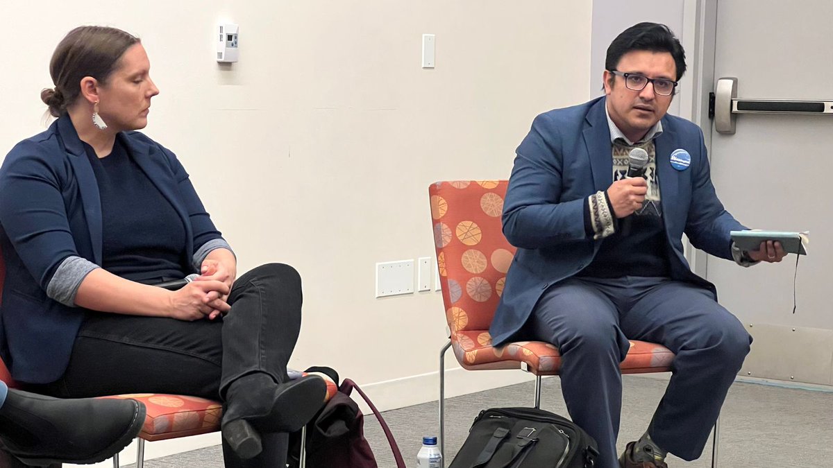 Roosevelt University tweet media