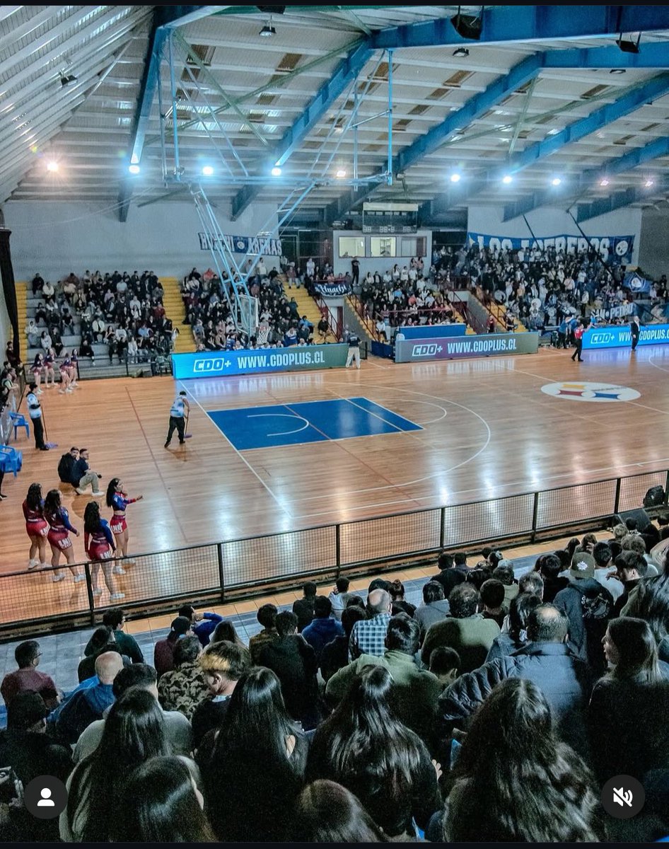 Pto montt este fin de semana de visita y ya nos preparamos para recibir a Alemán con estadio lleno! 🖤💙