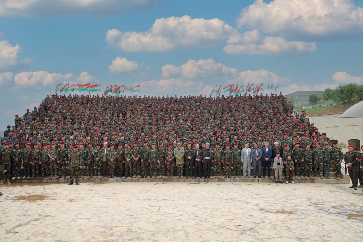 پارێزەرانی شکۆ