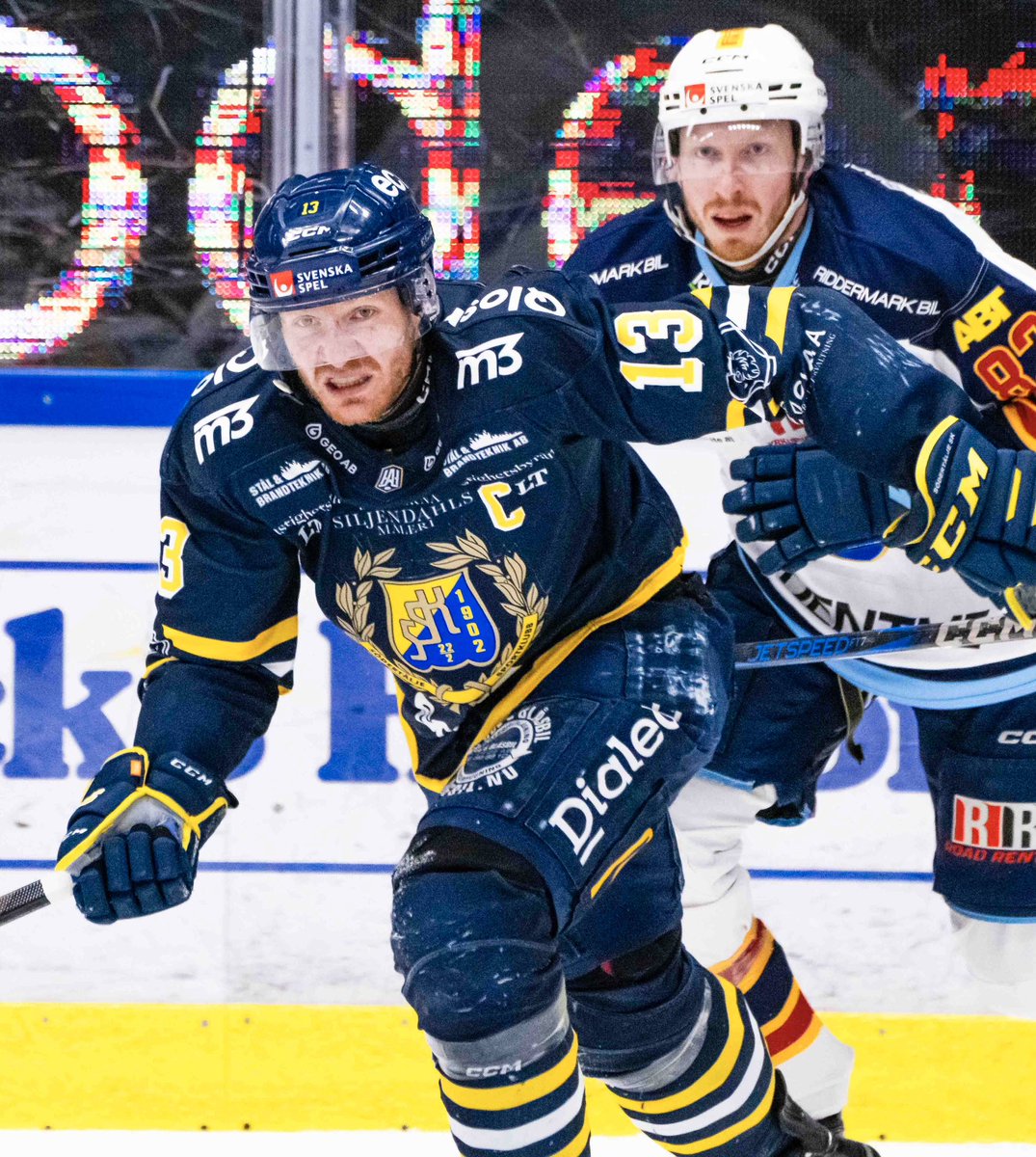 SodertaljeSK's tweet photo. Förlust på hemmaplan. Avgörande match på lördag, det är långt ifrån över än. 

Foto | Philip Ngo #TwittSSK https://t.co/NHou10MRVN