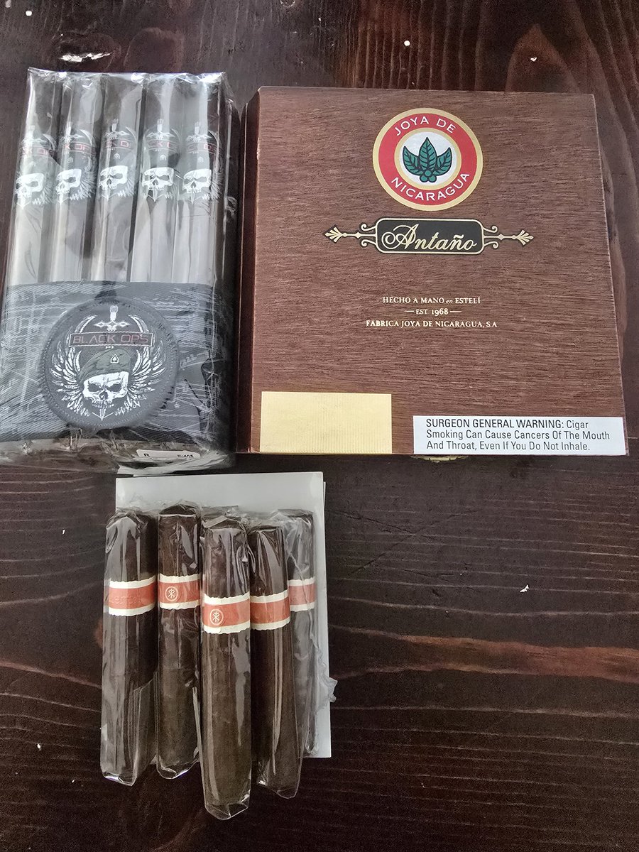Just in time for the weekend! <a href="/joyacigars/">Joya de Nicaragua</a> <a href="/gurkhacigars/">Gurkha Cigars</a> <a href="/RoMaCraft/">RoMa Craft Tobac</a>