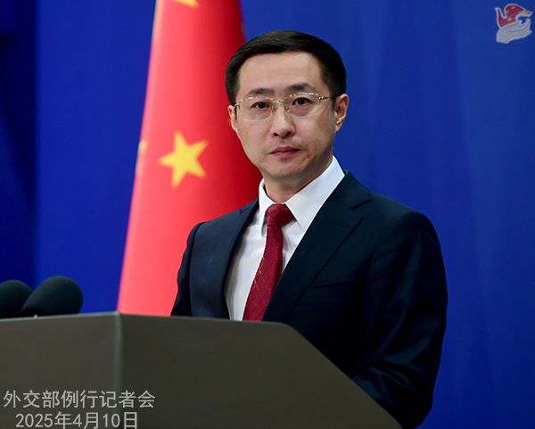 La guerra arancelaria y comercial no tiene ganadores. China no la quiere, pero tampoco la teme. Nunca permitiremos que se prive al pueblo chino de sus legítimos derechos e intereses, ni que se socaven las normas comerciales internacionales y el sistema multilateral de comercio.