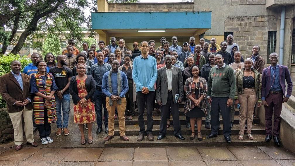 OKFN's tweet photo. 🇰🇪 Bioinformatics Hub of Kenya is one of the orgs piloting the #OpenDataEditor, working with #genomicdata and metadata.
💬 @KaregaP, Coordinator: "This tool can be a gentle introduction to practice as our community learn coding skills.”
👉🏾 More: https://t.co/kHWiHJn54x https://t.co/wSAhTqBetn