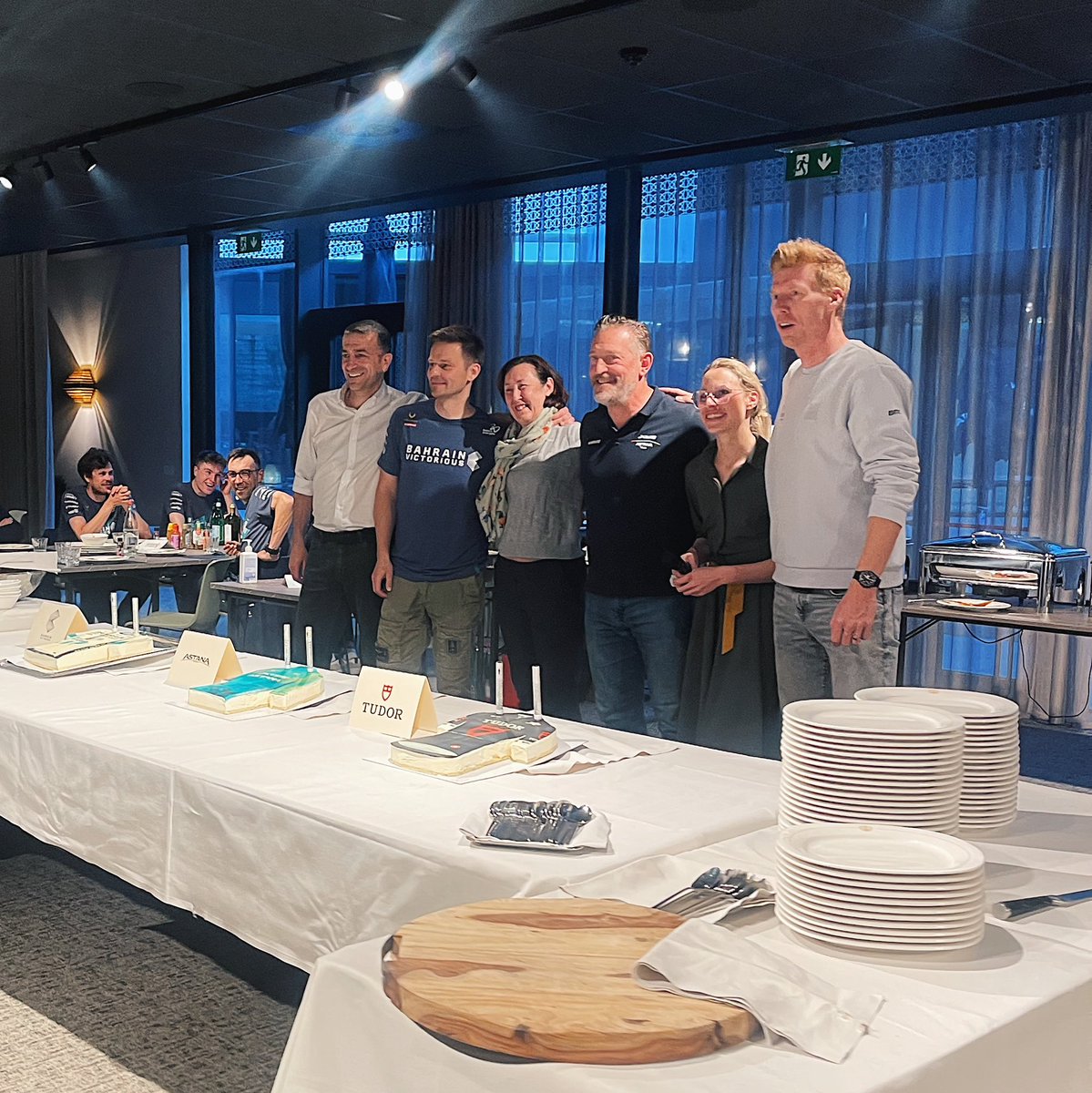 🇧🇪 PHOTOS: Belgian hospitality

Surprise from the Parkhotel in Kortrijk where the team spends quite a lot of time during the Belgian campaign. 🍰🤩

Thank you for your hospitality! 

#XDSAstanaTeam