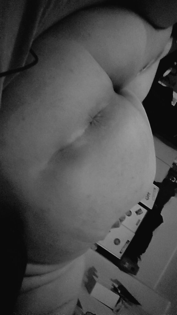 xMxGym's tweet photo. Und bekomm ich dich hart? https://t.co/0Hq9BrhglR