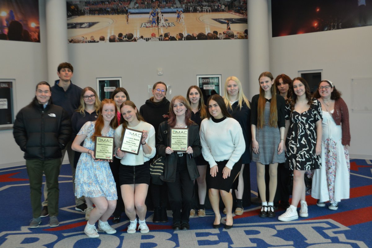 OLSH_HighSchool's tweet photo. ๐ฅ๐ Congrats to all the OLSH students who attended the DMAC Awards at RMU! Special shoutout to our winners: The WCHR Morning News Team, Marina DeNinno '24, and Emily Funka '25!
#OLSH #WCHR #DMACAwards #OLSHMedia #ChargerPride #WCHR https://t.co/DxsF8LKqSp