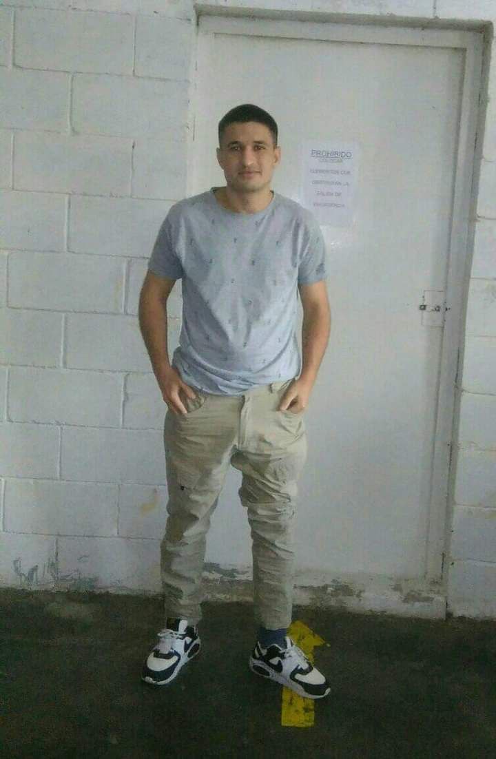 Presitos_23's tweet photo. Ya vamos a darle más vida a esta cuenta. Muchísimo material. 😋 https://t.co/NqC274GIKW