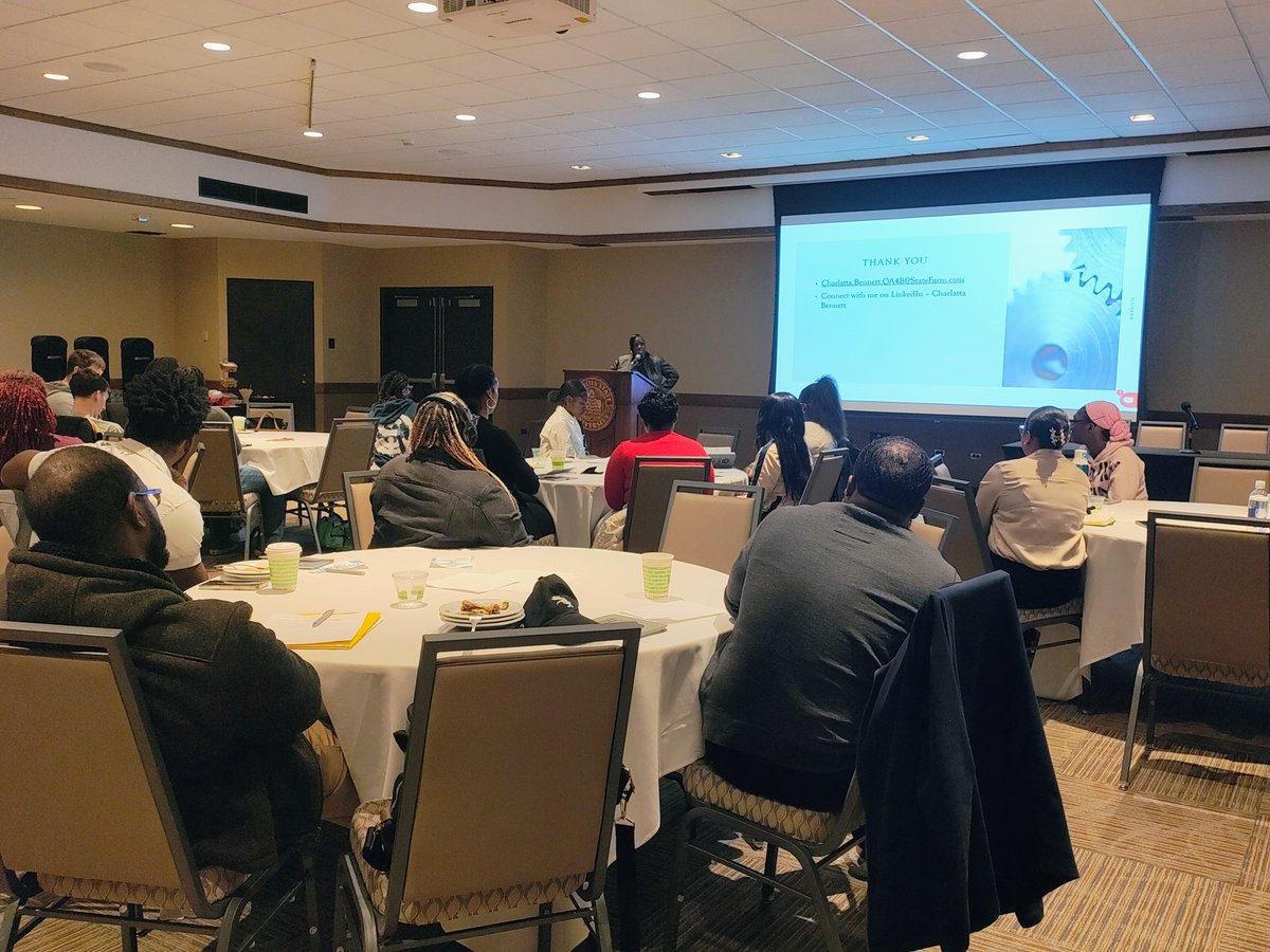 ISUSciTech's tweet photo. The CONNECT event was a huge success today!! CAST students had a great opportunity to network with recent alumni and gain practical insight into the professional world during this year's #scienceandtechnologyweek. https://t.co/QKtXTDPhzC