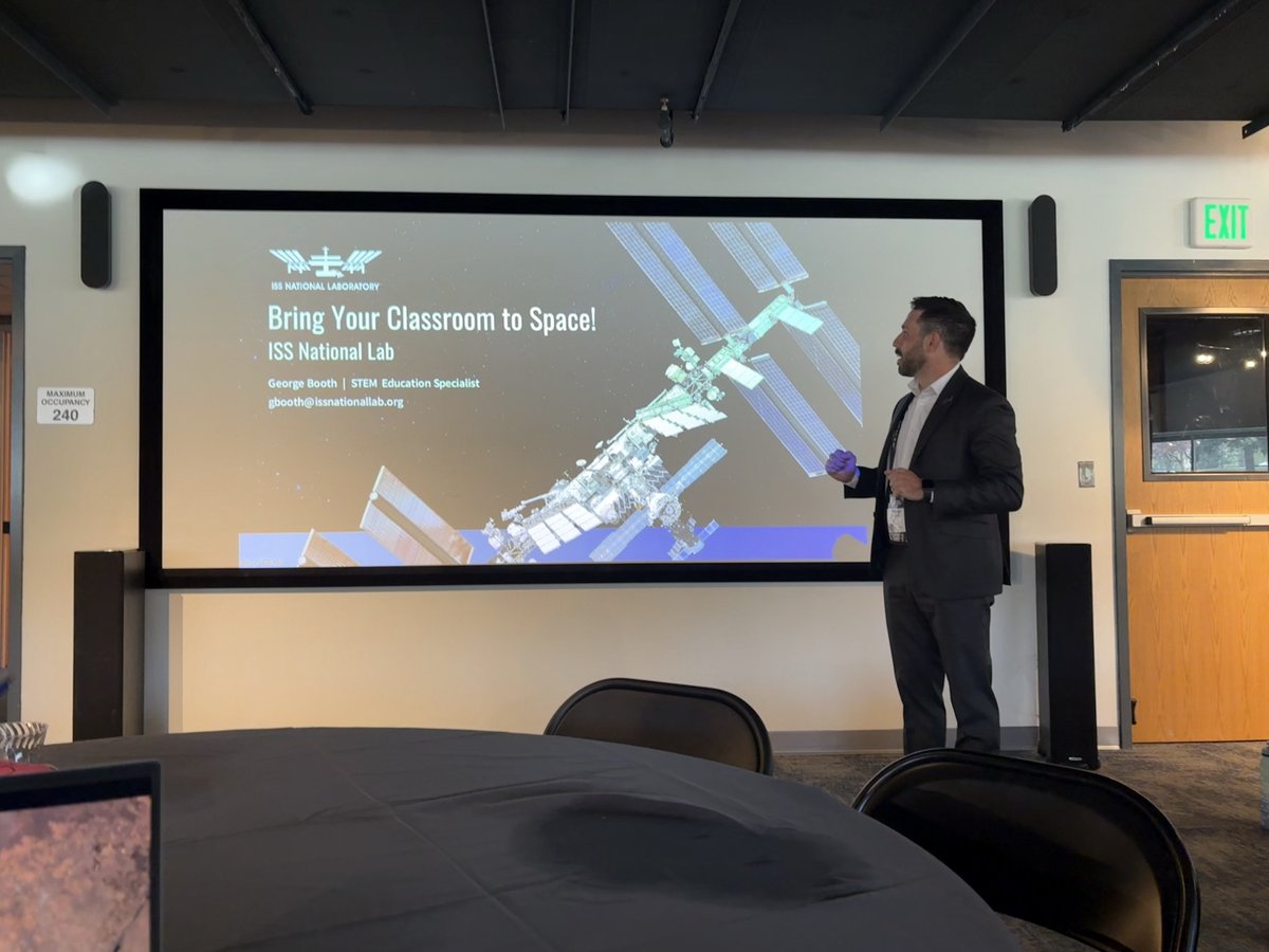 ISS_CASIS's tweet image. It's a wrap for #SpaceSymposium 2025! Our #STEM Team—including George Booth, our #STEMed Specialist—had an out-of-this-world time meeting and talking with the Teacher Liaisons to share how our programs (for students of all ages!) can help bring space right into the classroom.