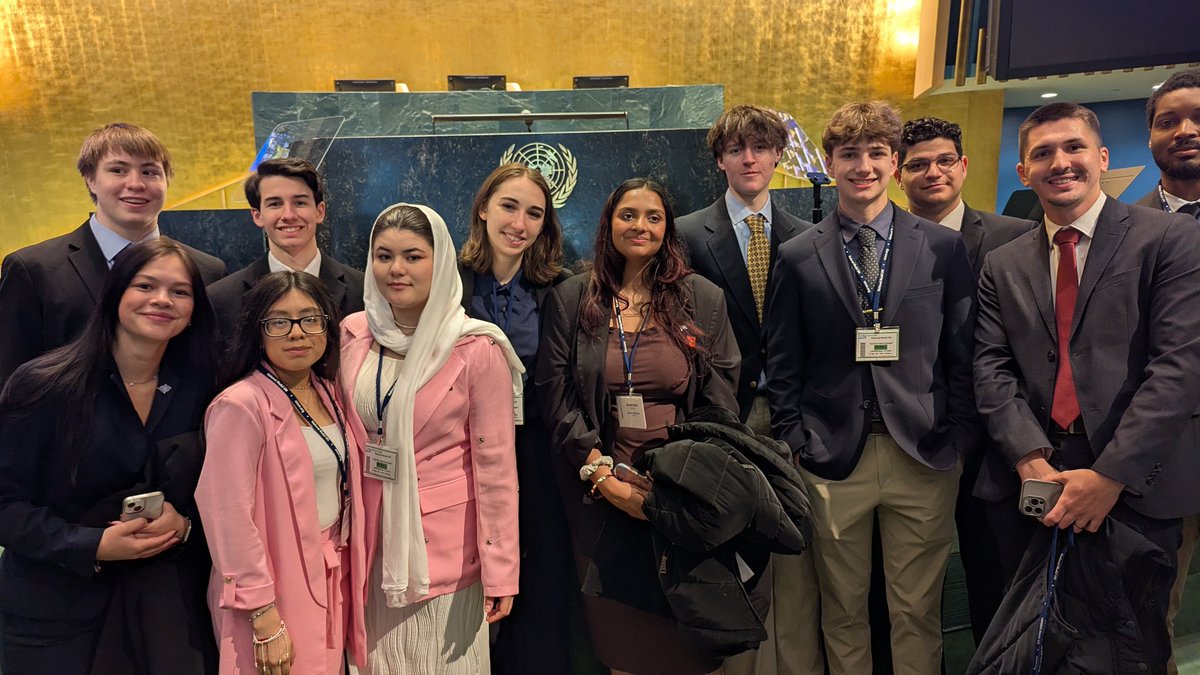 JCCCModelUN's tweet image. JCCC Model United Nations received the top Outstanding Delegation Award at the 2025 National Model United Nations Conference. @CoLabJCCC @Cross4JCCC @JCCCStudentLife @JCCCtweet @SustainableJCCC