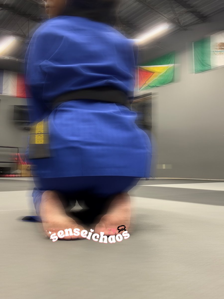 itssenseiamoura's tweet photo. the view after i KO you is so hot 🥵💢 https://t.co/LzzwtB6QXB
