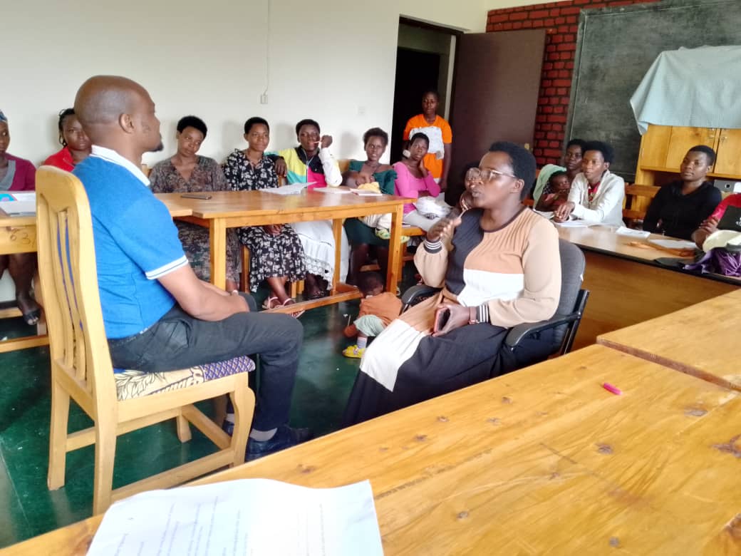 BETTERFAMILYFO1's tweet photo. Today #BFE kicks-off a six days single mothers training. The traning sessions will serve not only single mothers, their children and even the general communiy. Besides their children will be screened and supported accordingly to fight acute malnutrition. https://t.co/dD8hAoTh44