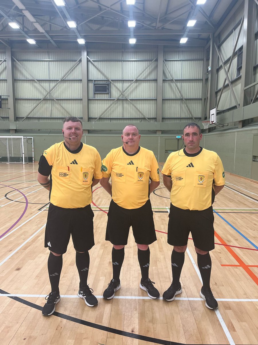 Congratulations to the referee team of Liam McQueen, Eoin Boylan and Gary Lennie on taking charge of this seasons SFL Dundee League Cup Final between FC33 Juniors &amp; Letham Santos at the Dundee International Sports Centre 

<a href="/ScottishFutsal/">Scottish Futsal</a>