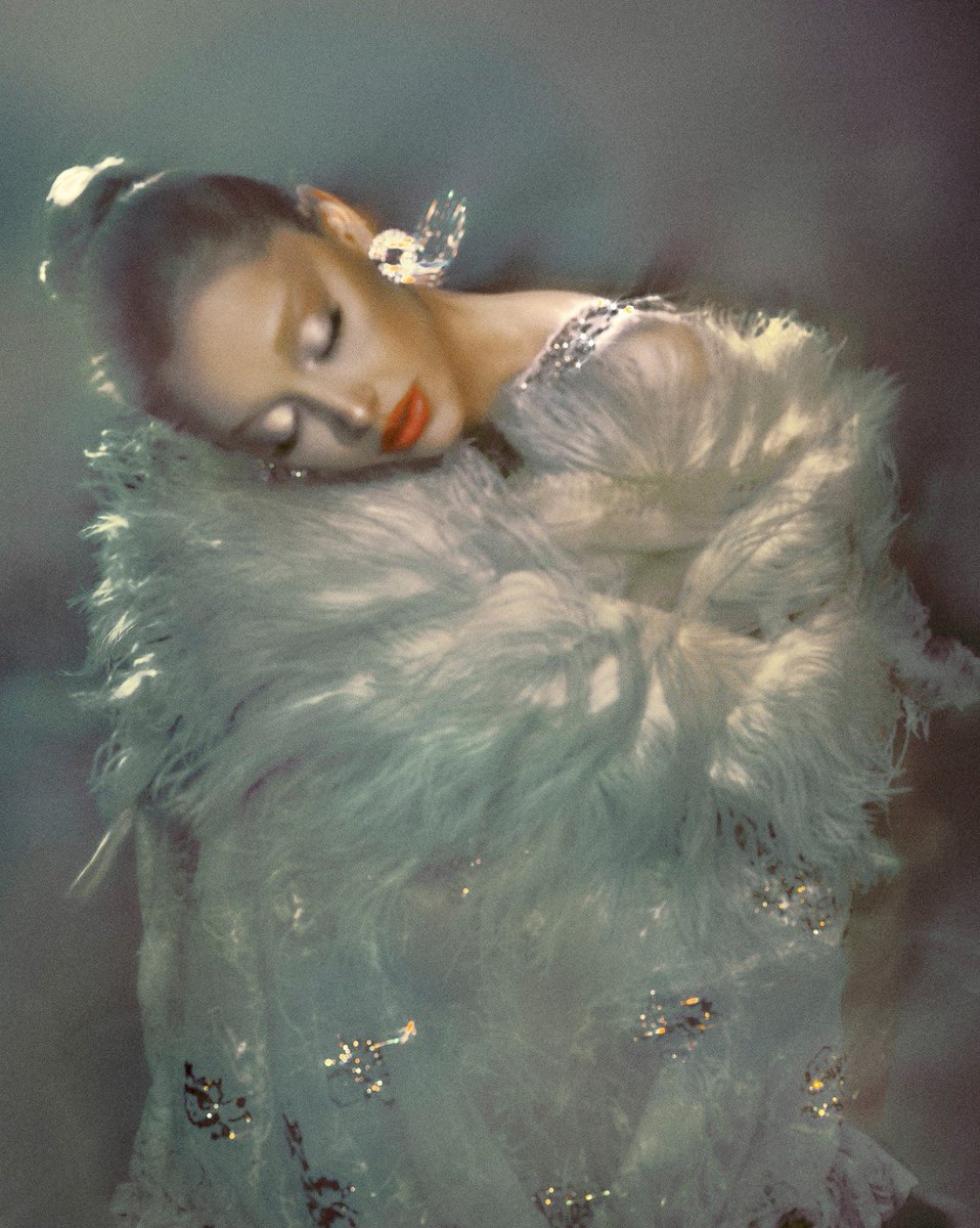 CoutureIsBeyond's tweet photo. Ariana Grande by Elizaveta Porodina, Vogue Italia, March 2025. https://t.co/jYY4zIV7Xf